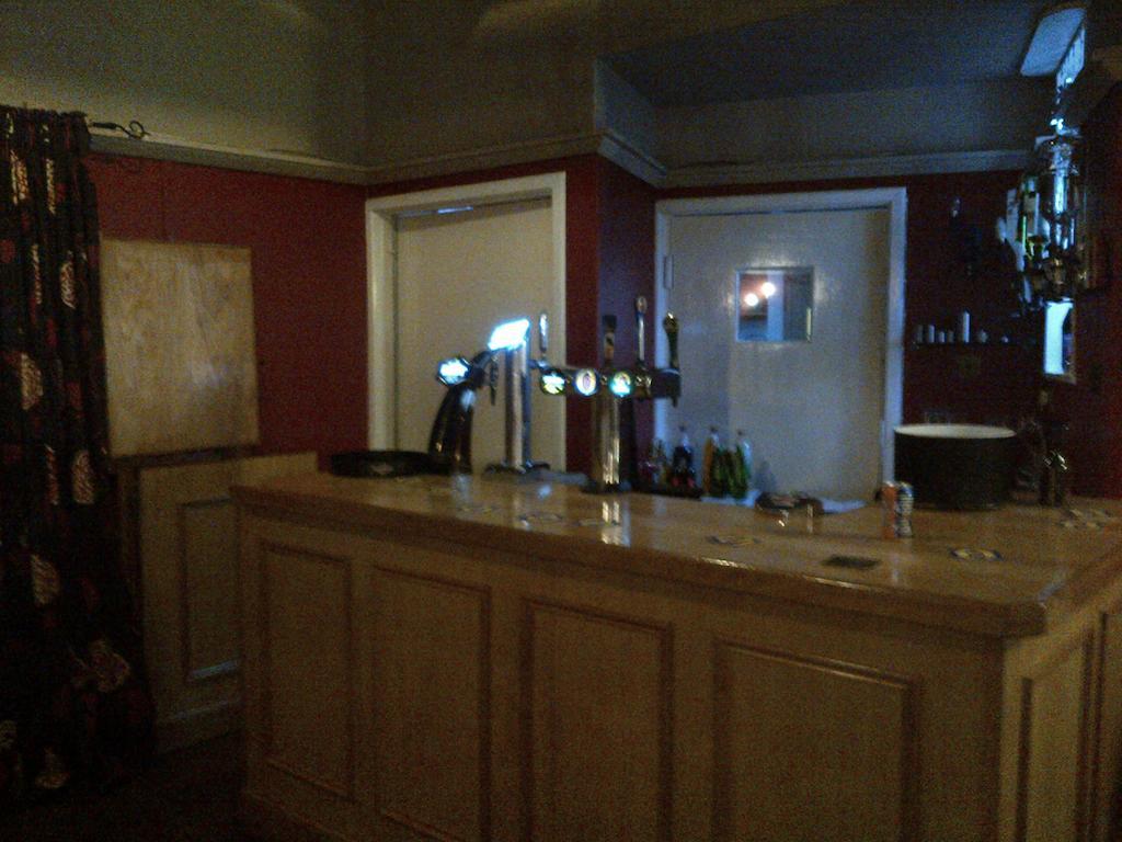 Langholm Crown Hotel מראה חיצוני תמונה